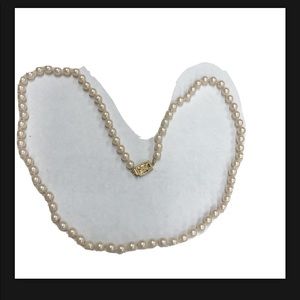 Necklace faux pearl gold‎ clasp accessorize